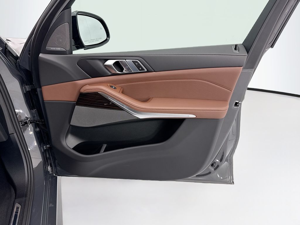 Thumbnail: 2026 BMW X5 - 24