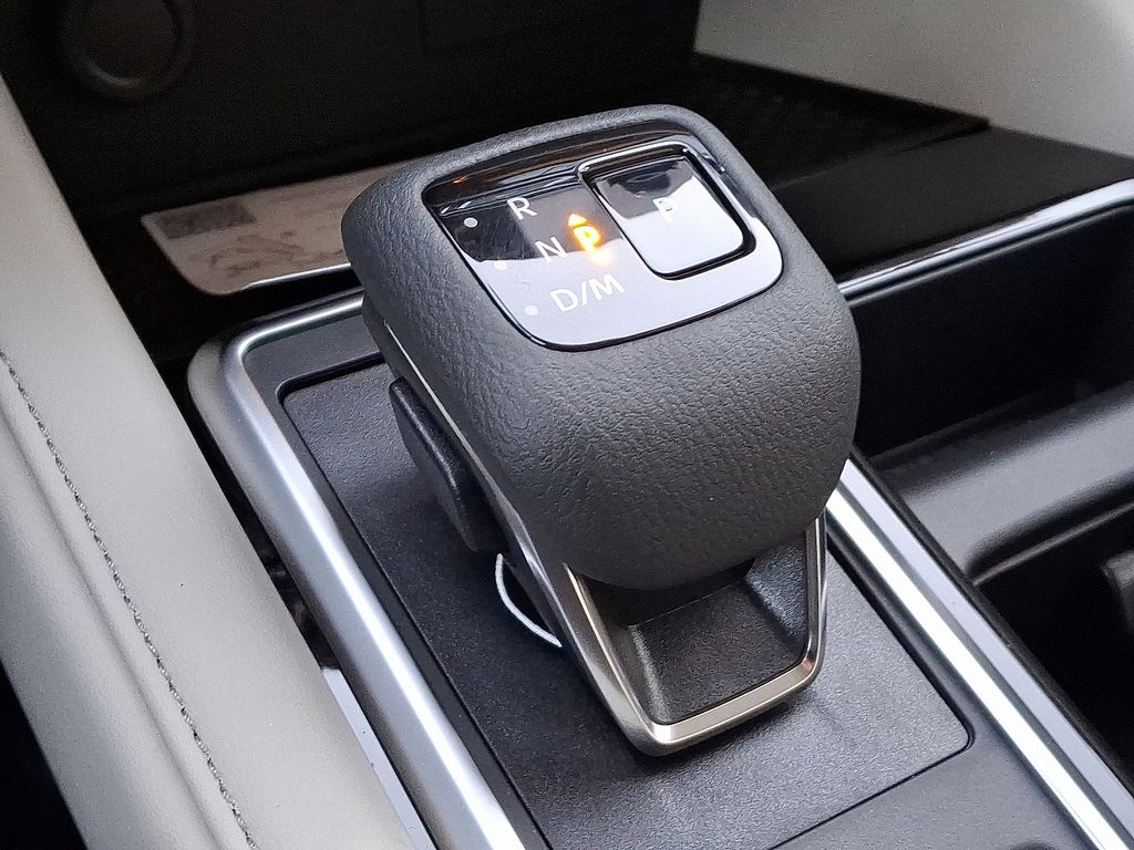 Thumbnail: 2025 Nissan Pathfinder - 8