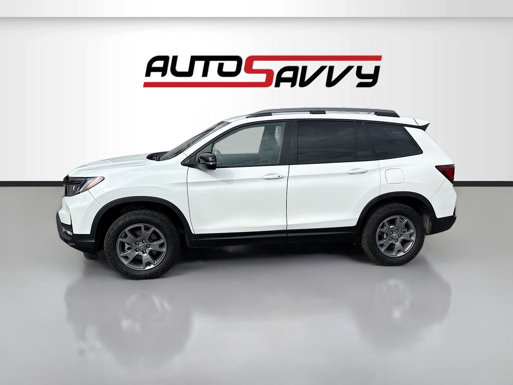 Used 2025 White Honda TrailSport image 4