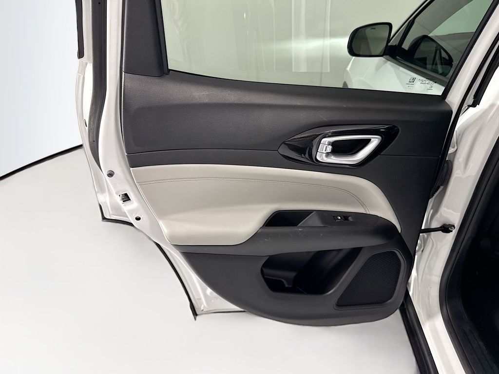 Thumbnail: 2023 Jeep Compass - 26