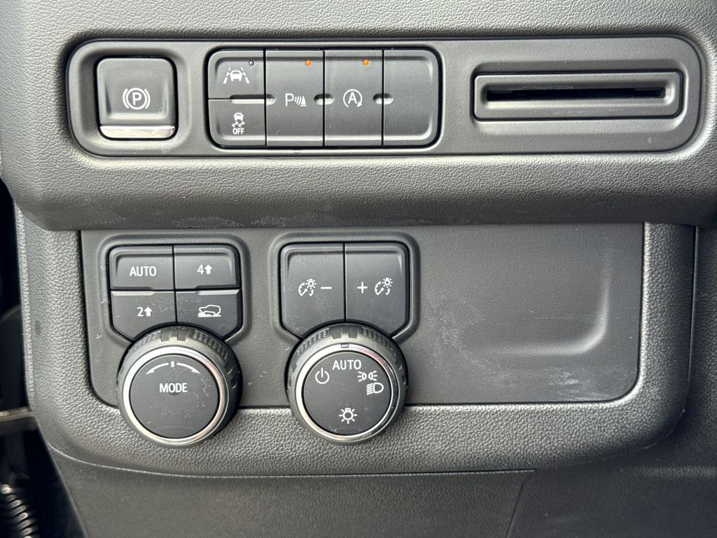 Used 2024 Chevrolet Suburban SUV
