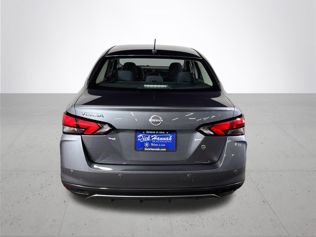 2024 Nissan Versa 1.6 S