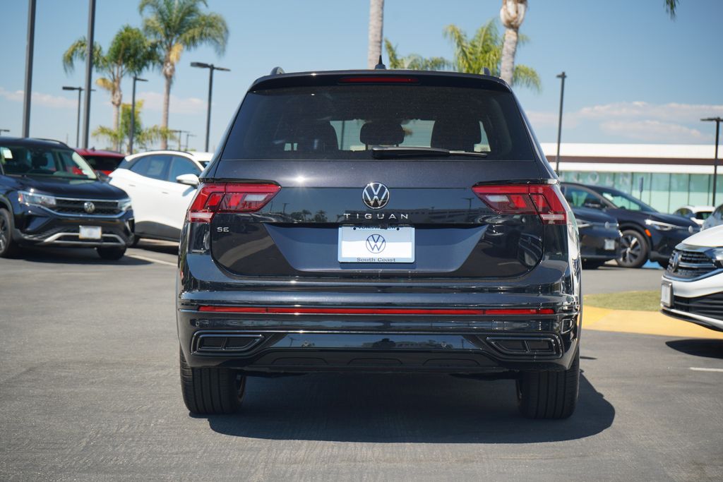 2024 Volkswagen Tiguan 2.0T SE R-Line Black 4