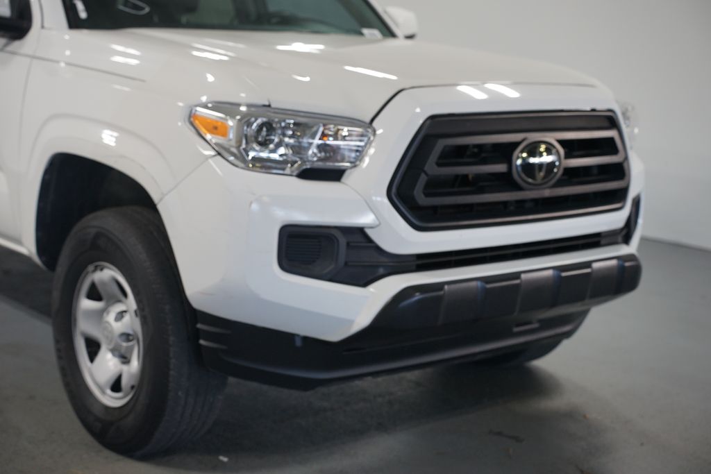 Thumbnail: 2023 Toyota Tacoma - 4