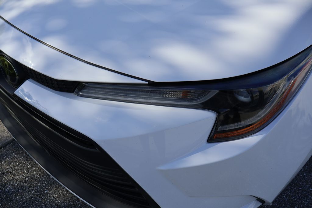 Thumbnail: 2024 Toyota Corolla - 3