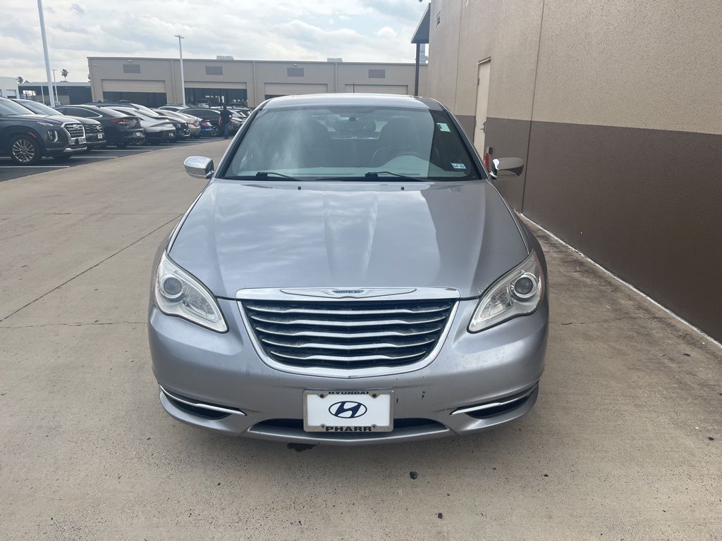Thumbnail: 2014 Chrysler 200 - 6