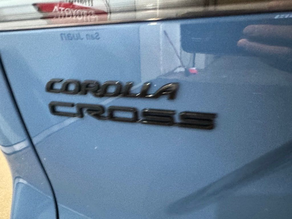 Thumbnail: 2026 Toyota Corolla Cross - 23