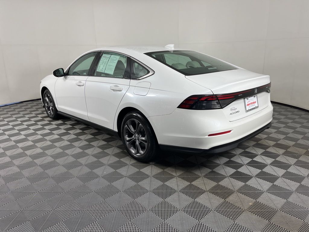 2023 Honda Accord EX 12