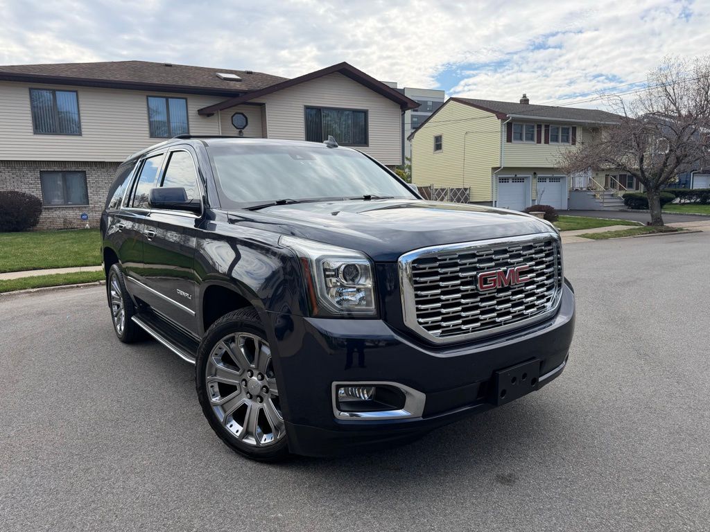 Dark Sapphire Blue Metallic 2018 GMC Yukon Denali 4WD SUV / Crossover Four-Wheel Drive