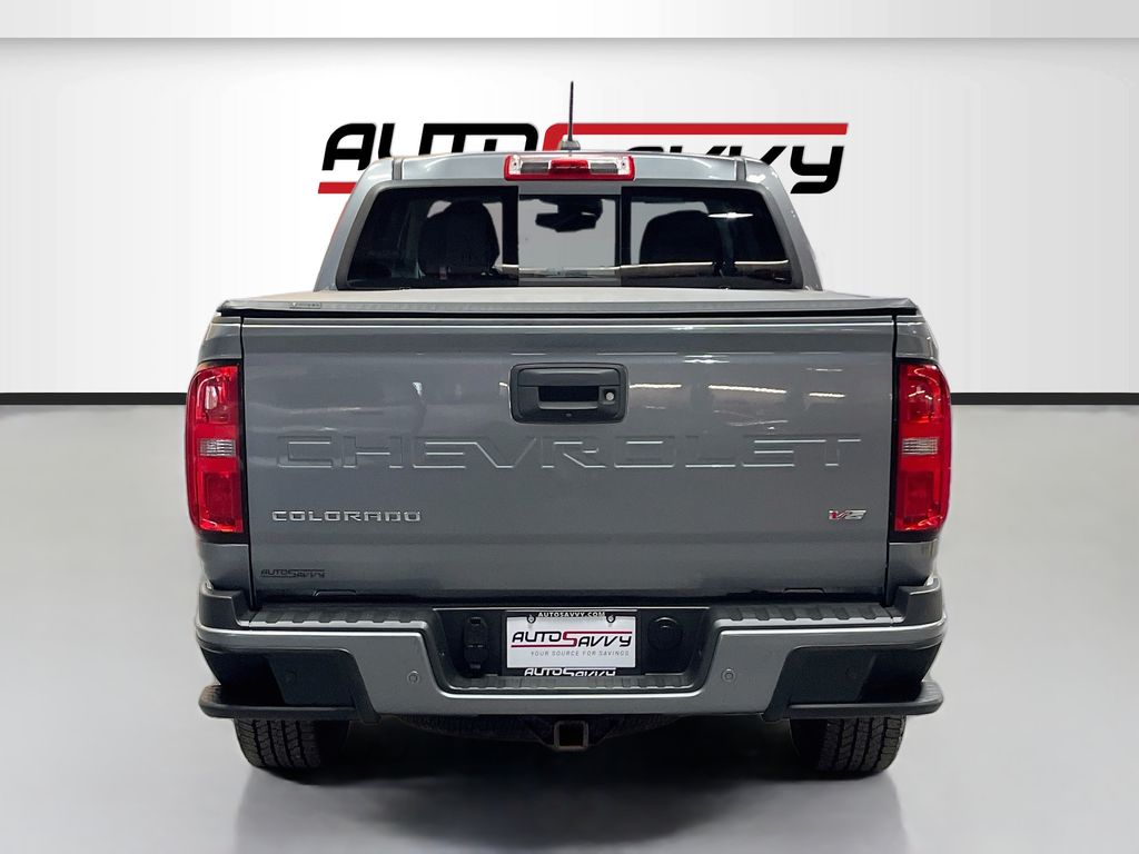 View vehicle photo 6