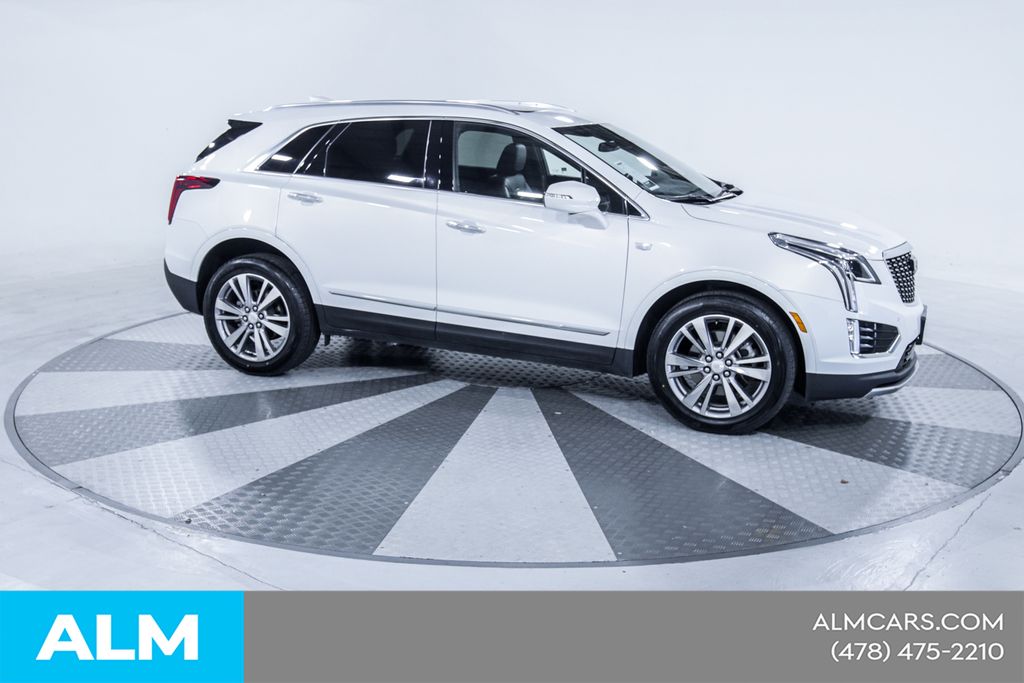 Used 2024 White Cadillac Premium Luxury image 11