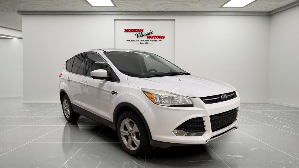Oxford White 2016 Ford Escape SE AWD SUV / Crossover All-Wheel Drive 6-Speed Automatic