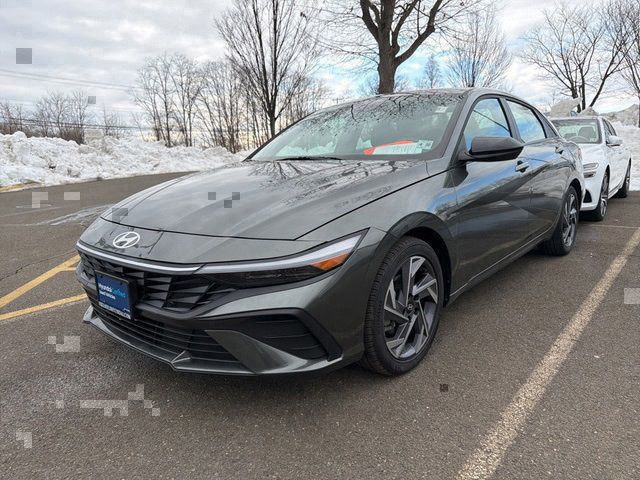 Amazon Gray 2025 Hyundai Elantra SEL Sport FWD Sedan Front-Wheel Drive Continuously Variable Transmission