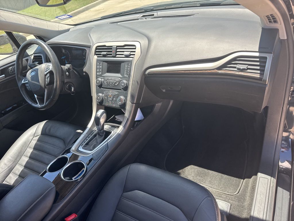 2013 Ford Fusion SE photo