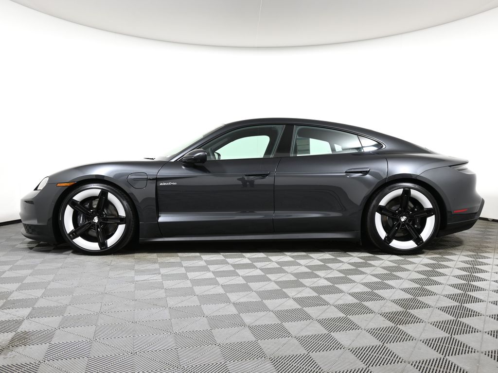 2025 Porsche Taycan  2