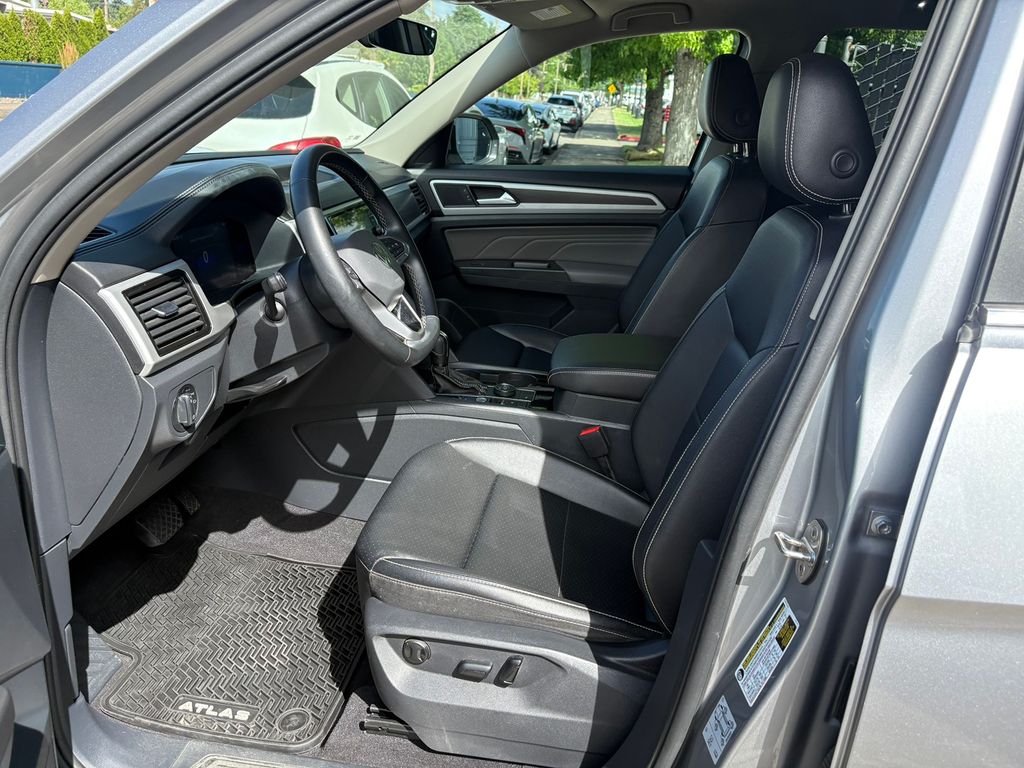 2022 Volkswagen Atlas 2.0T SE w/Technology