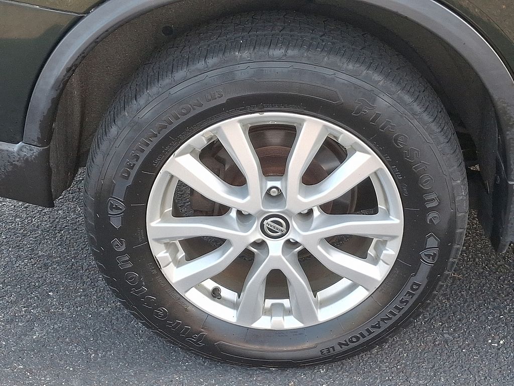2020 Nissan Rogue SV 8