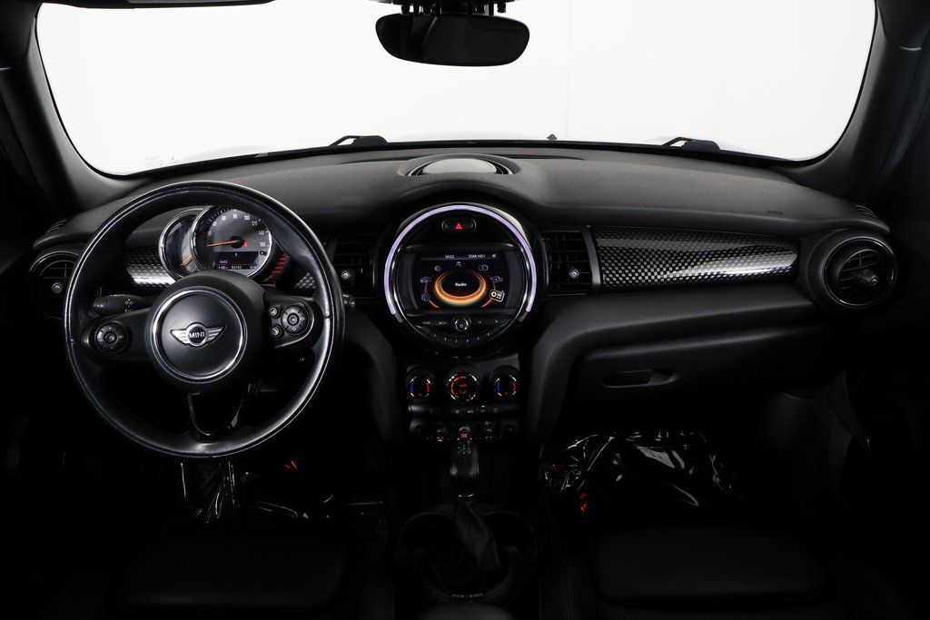 Thumbnail: 2017 MINI Cooper - 8