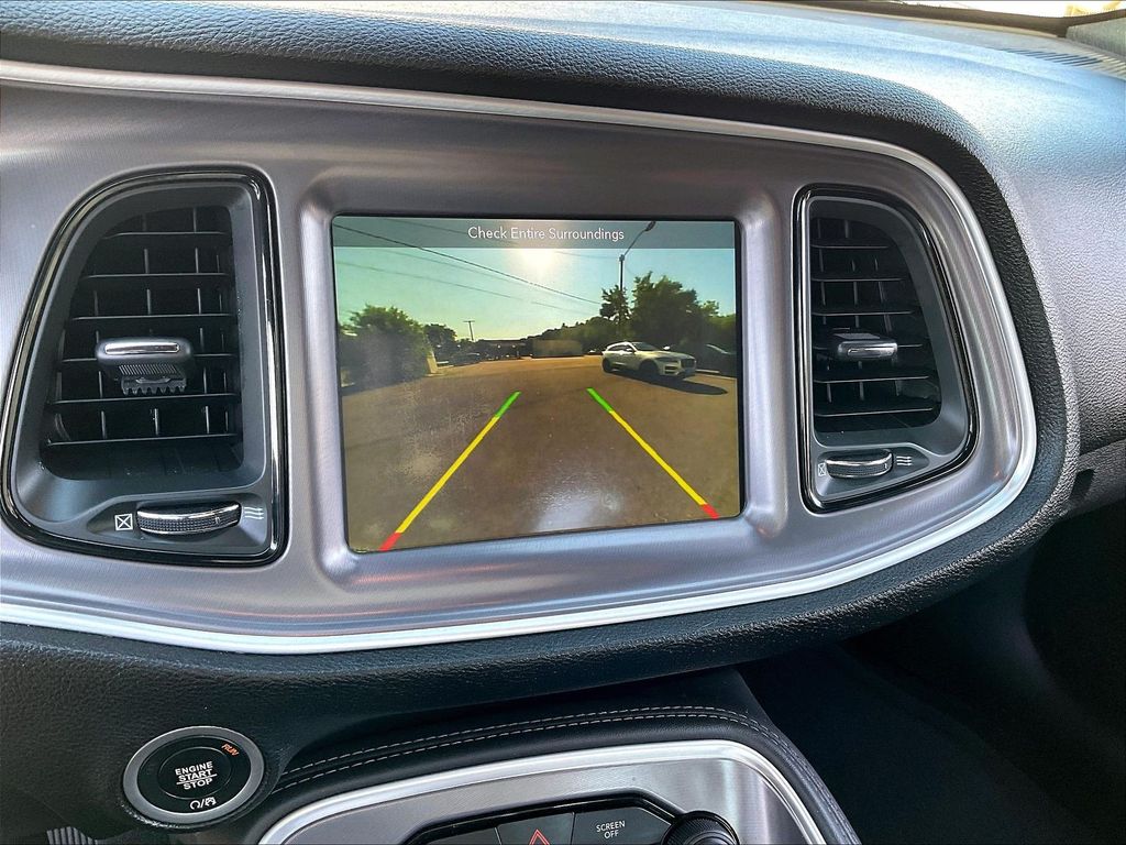 2019 Dodge Challenger — photo 16