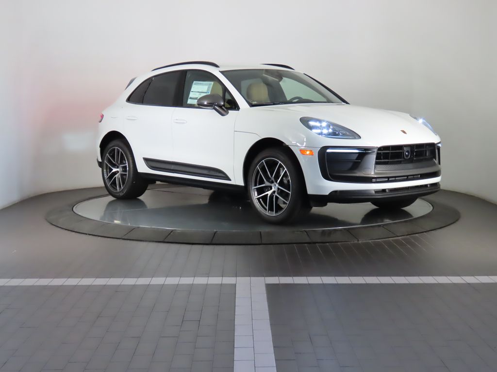 2024 Porsche Macan  7