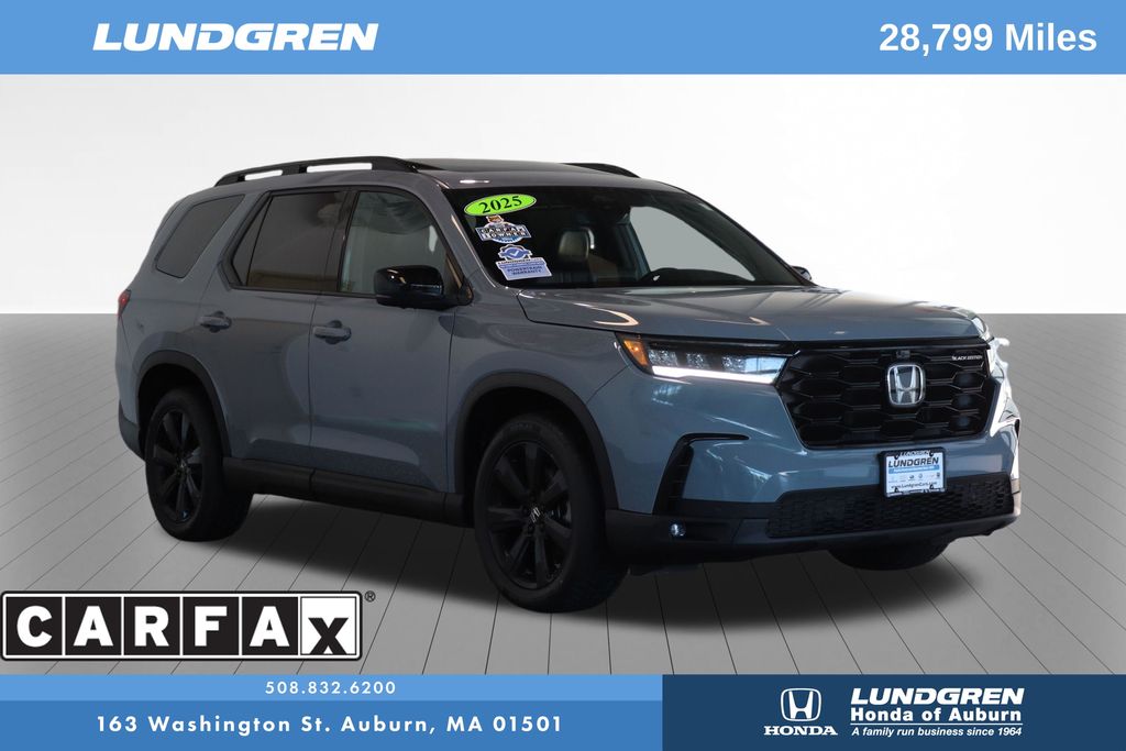 Sonic Gray Pearl 2025 Honda Pilot SUV / Crossover All-Wheel Drive Automatic