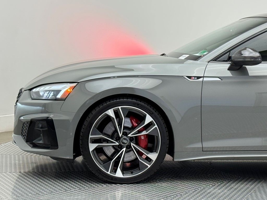 Thumbnail: 2022 Audi S5 - 8