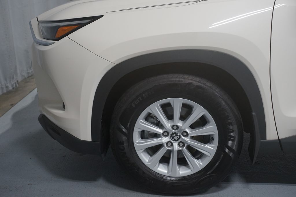 Thumbnail: 2024 Toyota Grand Highlander - 5