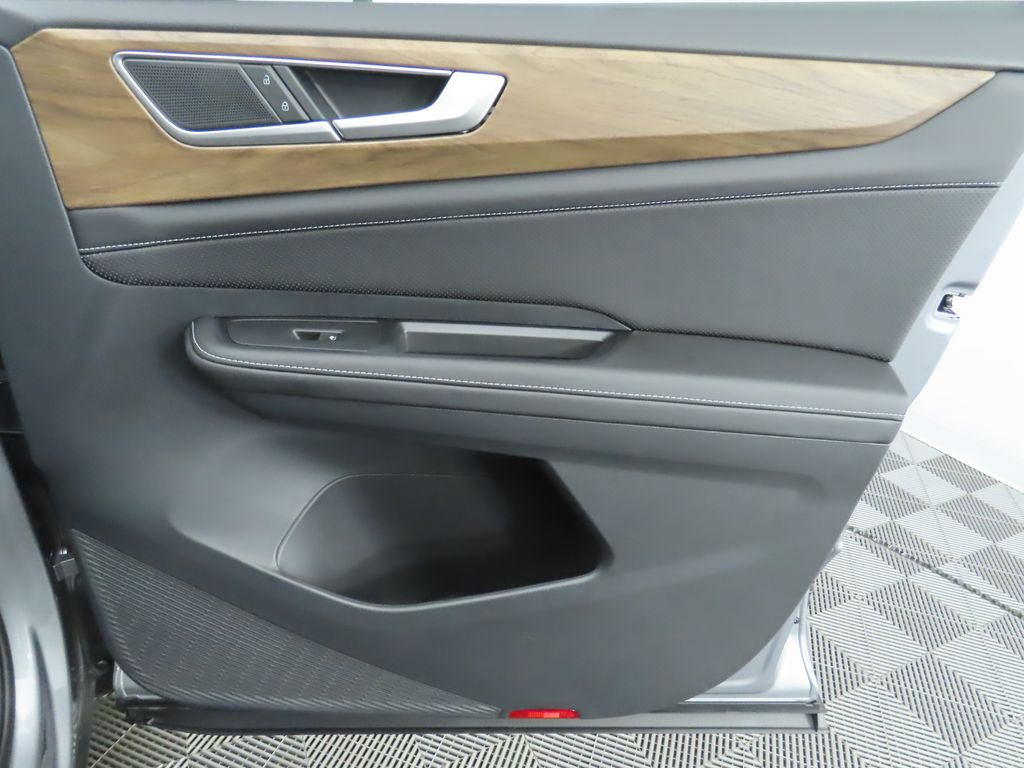 Thumbnail: 2026 Volkswagen Atlas - 25