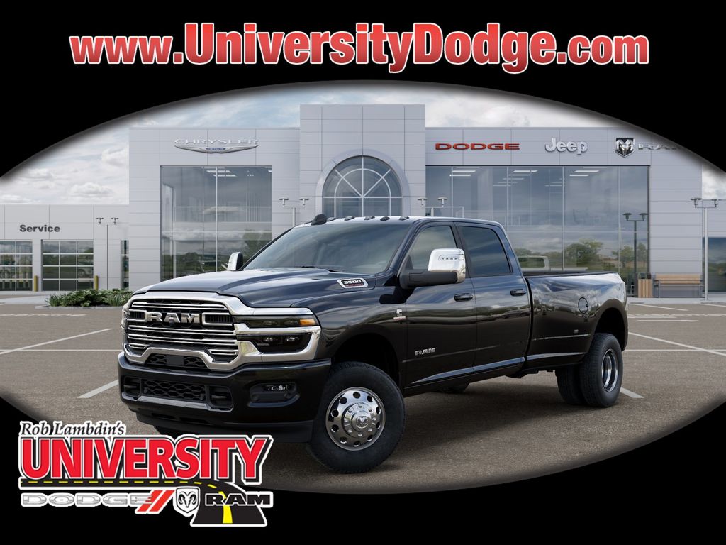 Diamond Black Crystal Pearlcoat 2026 RAM 3500 Pickup Truck Four-Wheel Drive 8-Speed Automatic