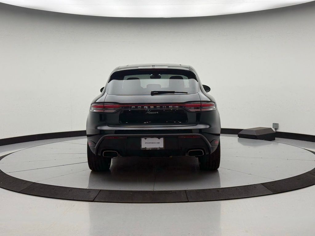 Thumbnail: 2026 Porsche Macan - 6