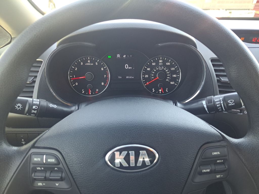 Used Car 2017 Kia Forte  Lx For Sale Under $12,000 In Austin, Texas