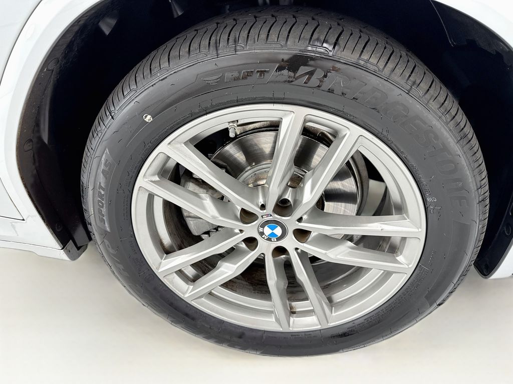 Thumbnail: 2021 BMW X4 - 31