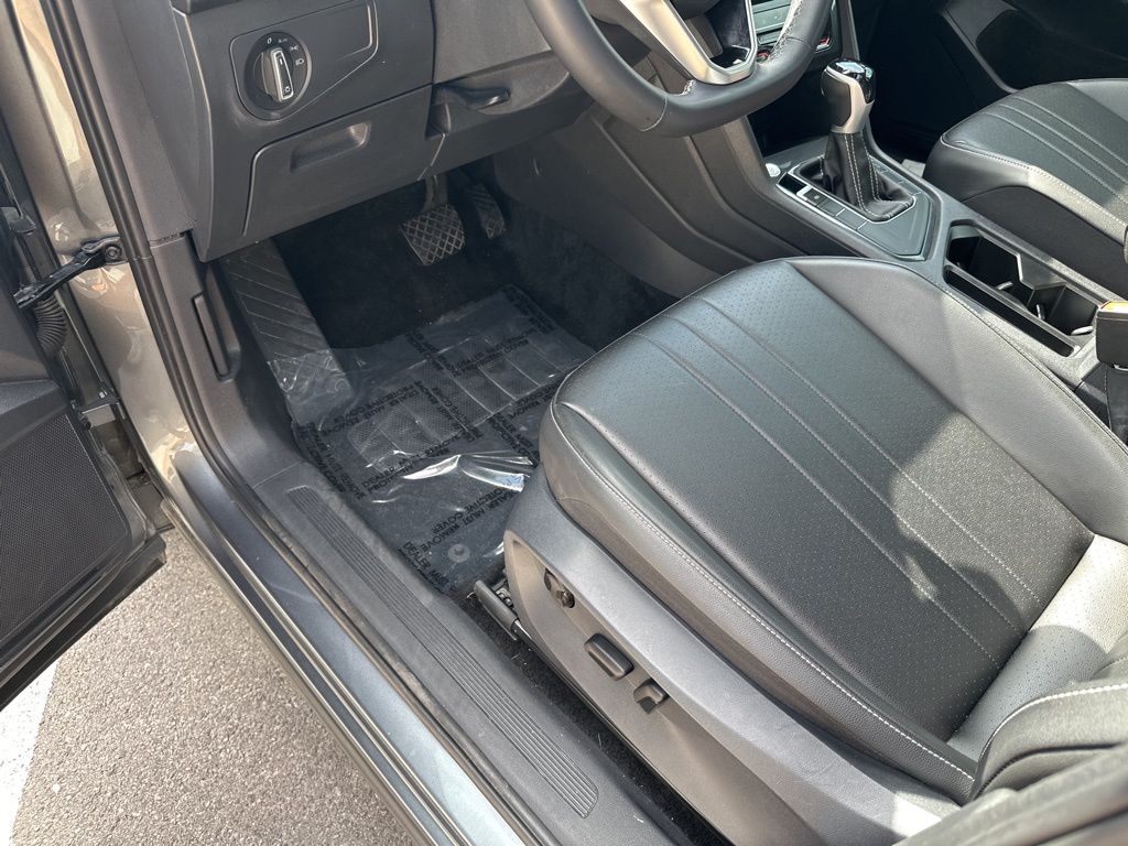 Used Car 2024 Volkswagen Tiguan  2.0t Se For Sale Under $20,000 In Austin, Texas