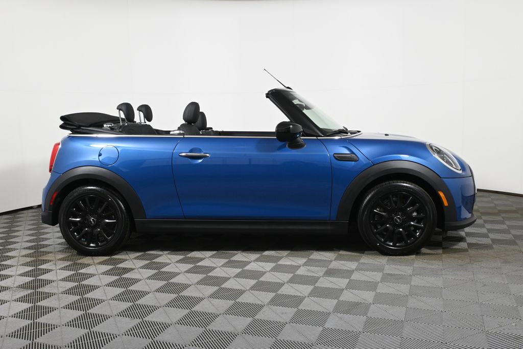 2024 MINI Cooper  16