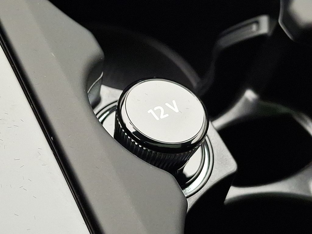 Thumbnail: 2025 Audi Q7 - 12