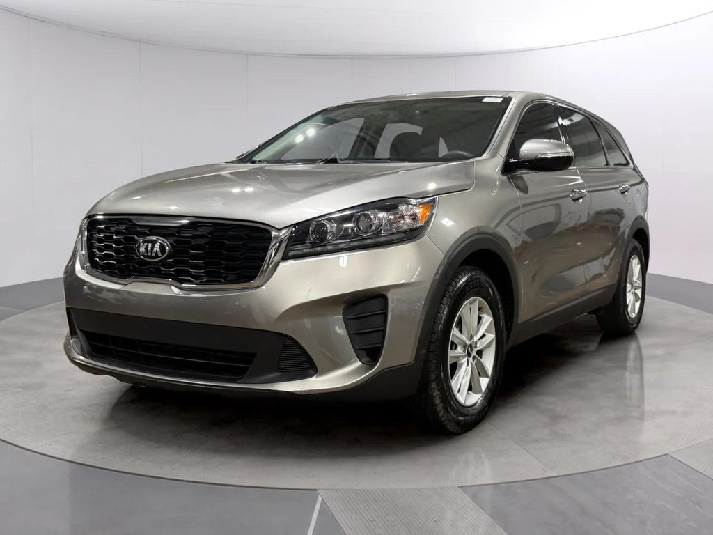 Used 2019 Titanium Silver Kia LX image 7