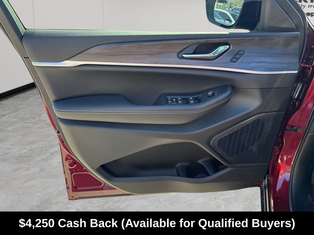 New Car 2025 Jeep Grand Cherokee  Limited For Sale Under $50,000 In Austin, Texas