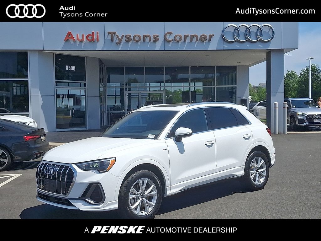 2022 Audi Q3 Premium -
                Vienna, VA