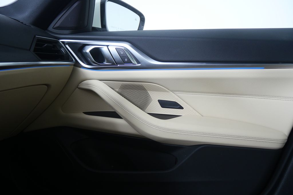 Thumbnail: 2023 BMW i4 - 25