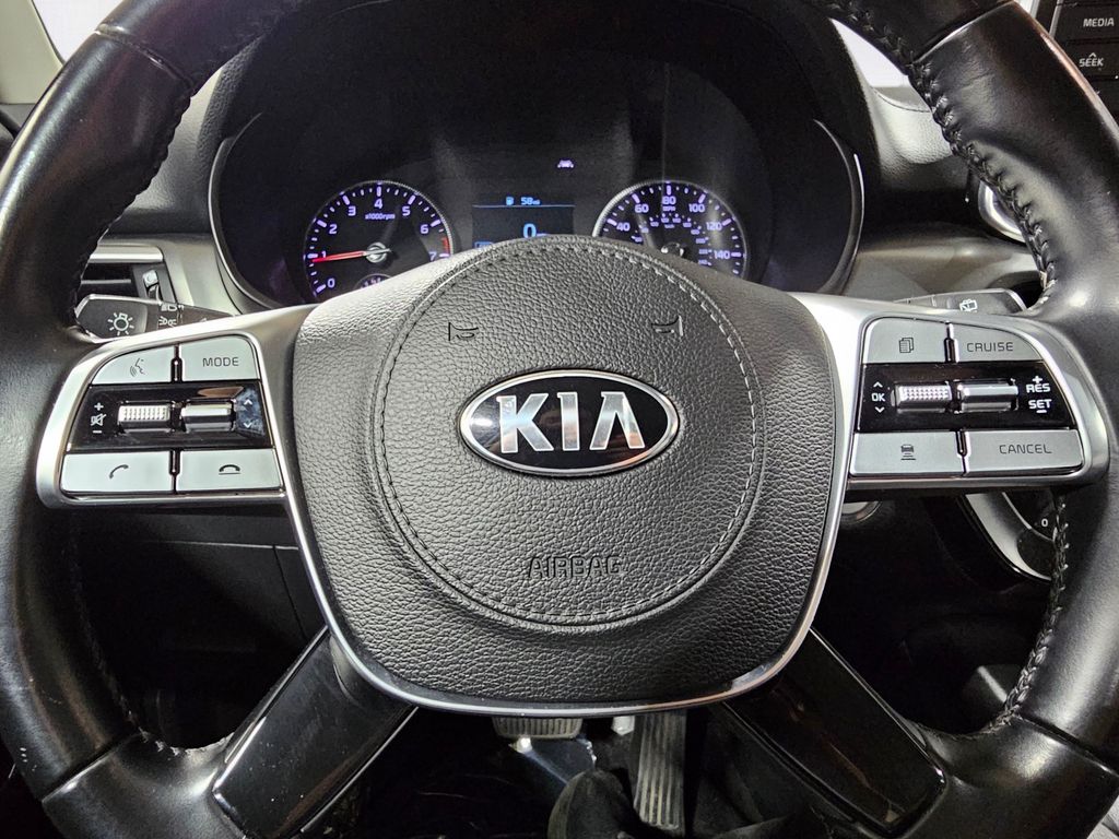 Used 2021 Purple Kia LX image 23