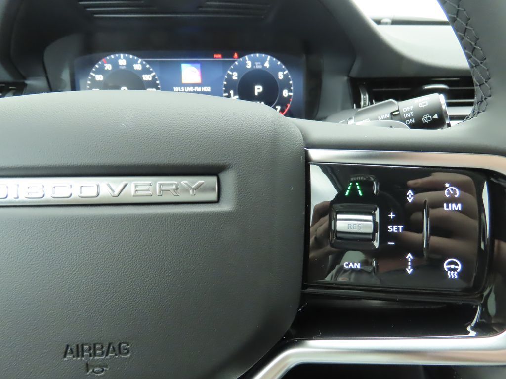 Thumbnail: 2025 Land Rover Discovery Sport - 12