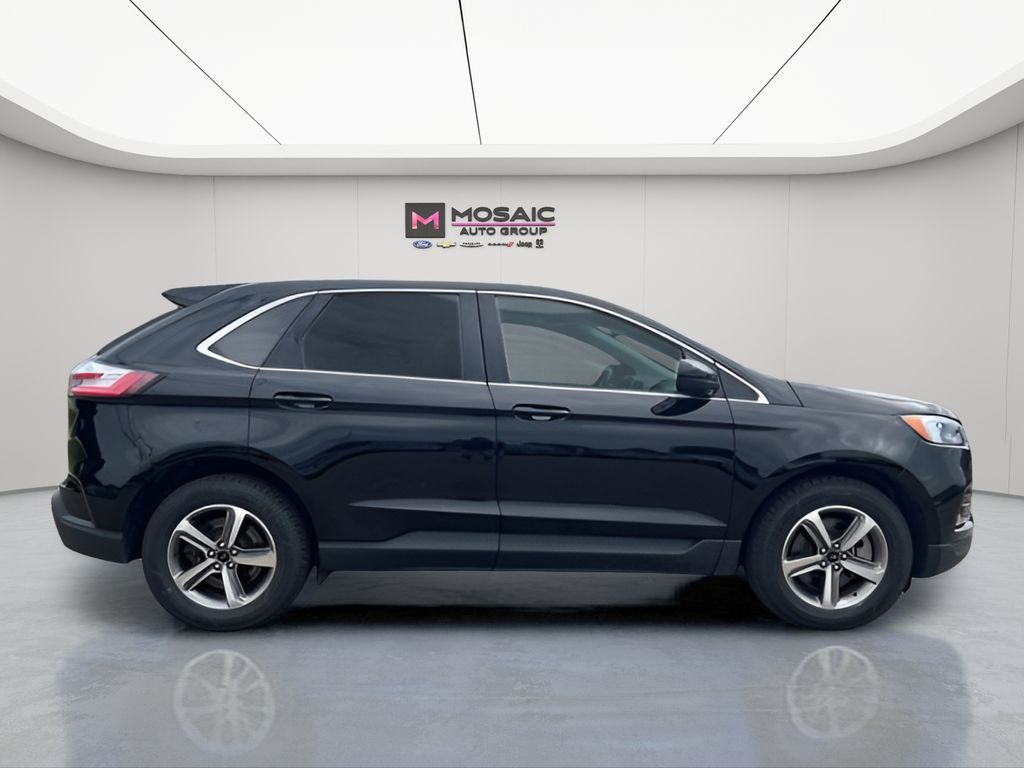 2023 Ford Edge