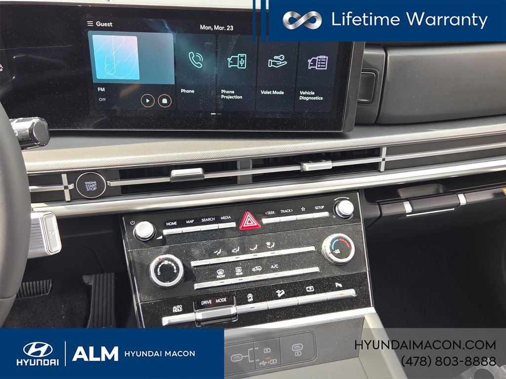 New 2026 Black Hyundai SE image 20