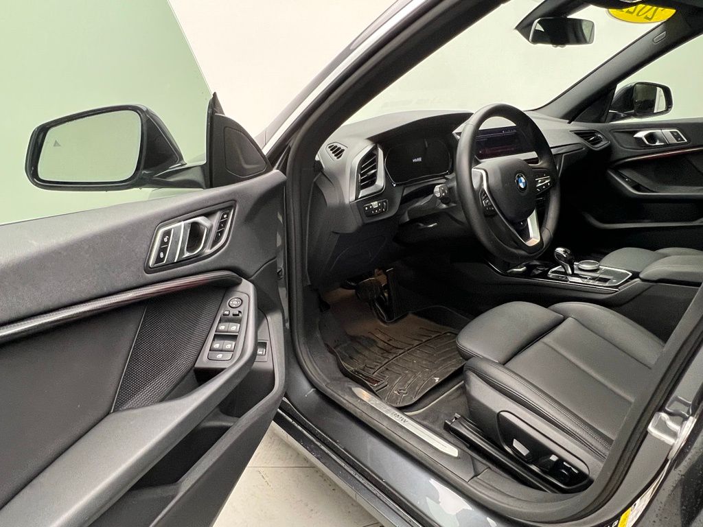 Thumbnail: 2021 BMW 2 Series - 21