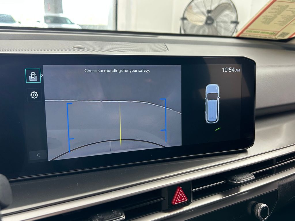 Used 2025 Wolf Gray Kia S image 27