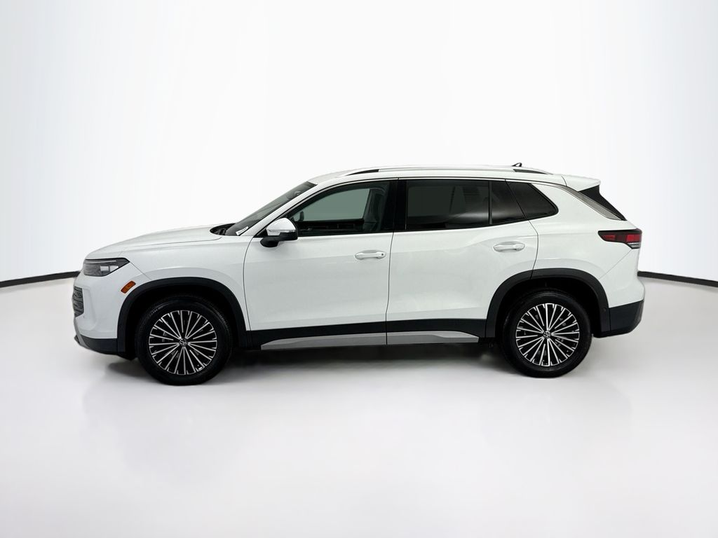 Thumbnail: 2025 Volkswagen Tiguan - 8