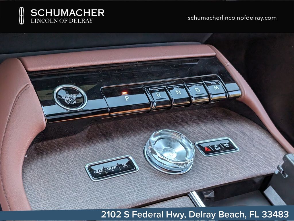 new 2026 Lincoln Navigator car, priced at $97,189