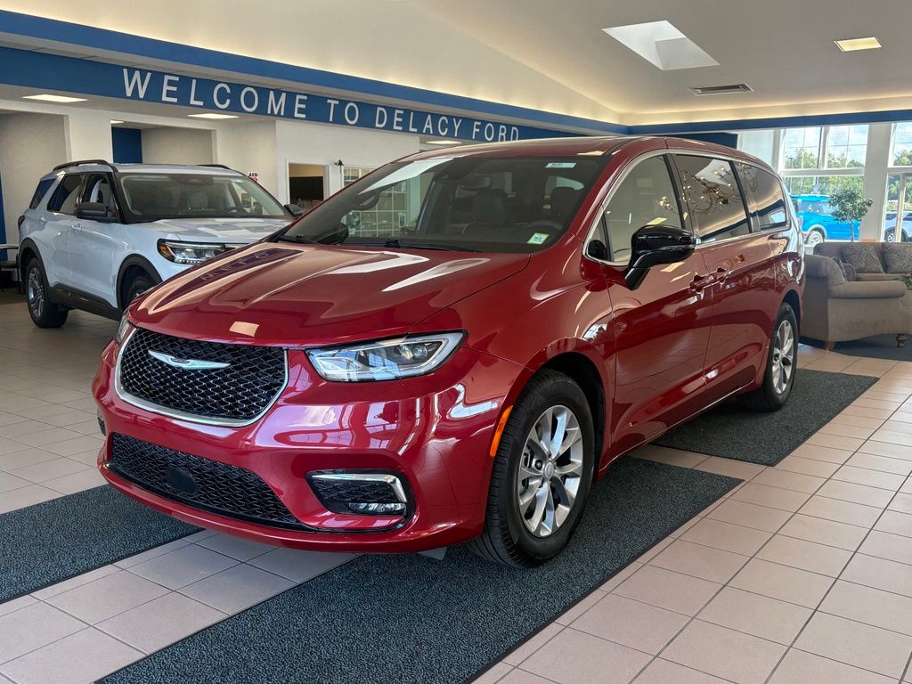 Red Hot Pearlcoat 2026 Chrysler Pacifica Minivan Front-Wheel Drive 9-Speed Automatic