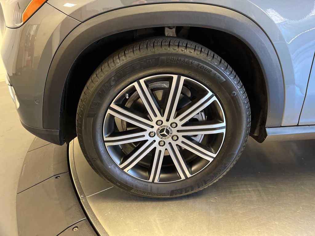 Thumbnail: 2025 Mercedes-Benz GLE - 10