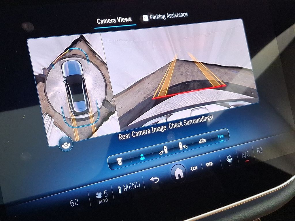 Thumbnail: 2025 Mercedes-Benz E-Class - 21